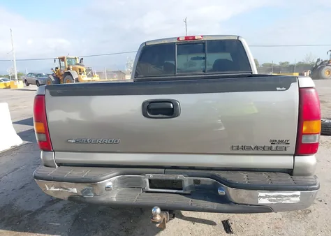 2GCEC19T5X1205523